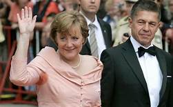 Merkel&Sauer2005.jpg